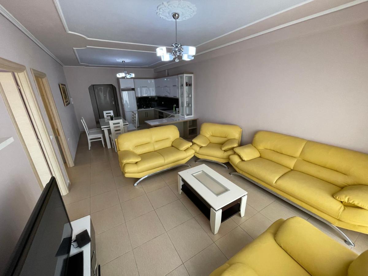 Flower Apartment Saranda Extérieur photo